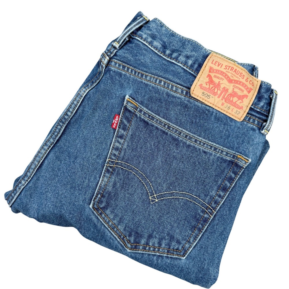 Levi's 505 Jeans Mens 36x32 Blue Regular Fit Straight Leg Zip Fly Medium Wash